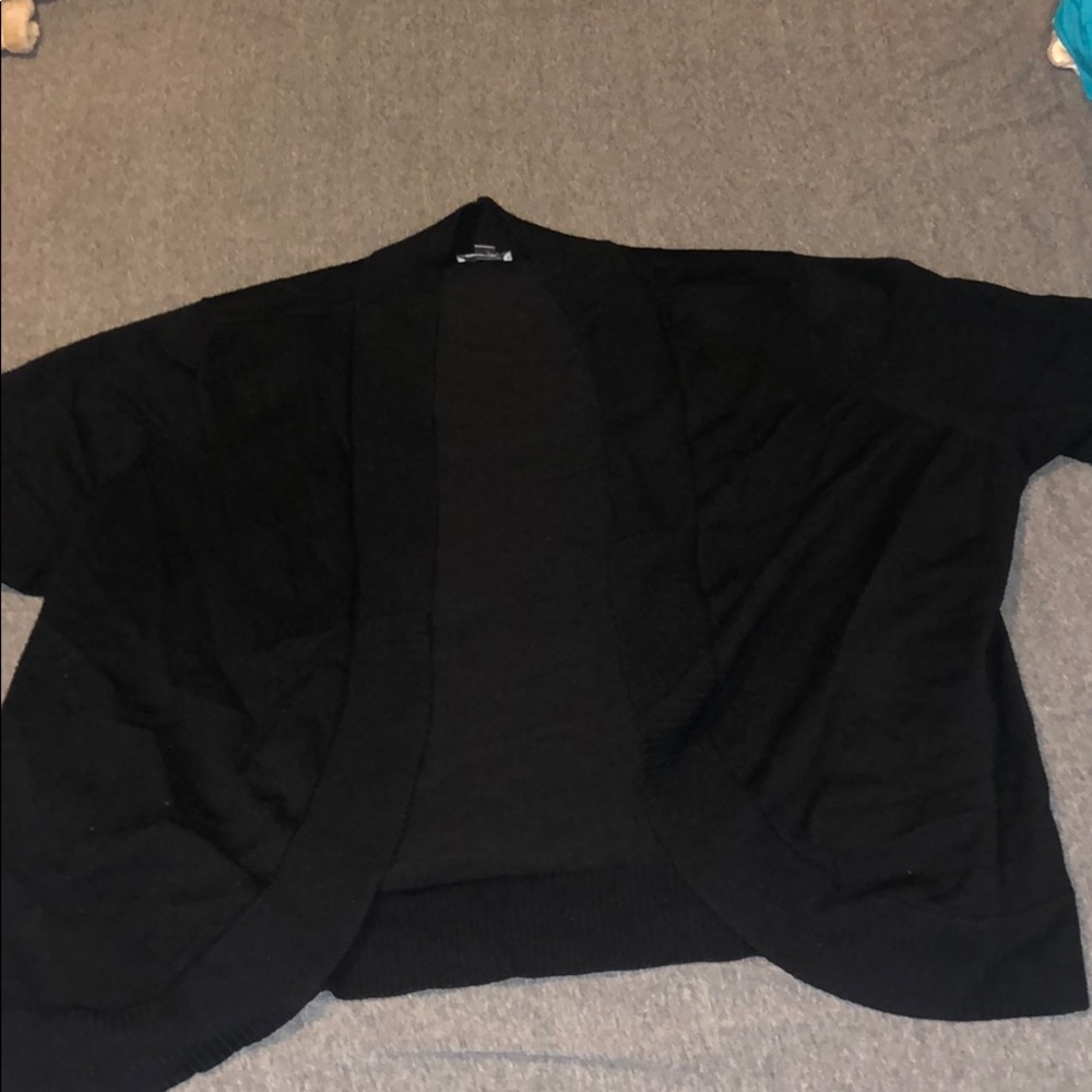 Avenue Black Short Cardigan Size 18/20